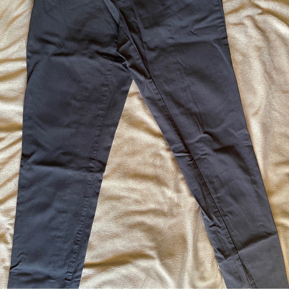Motherhood Maternity Classic Black Leggings in Small - Picture 4 of 13
